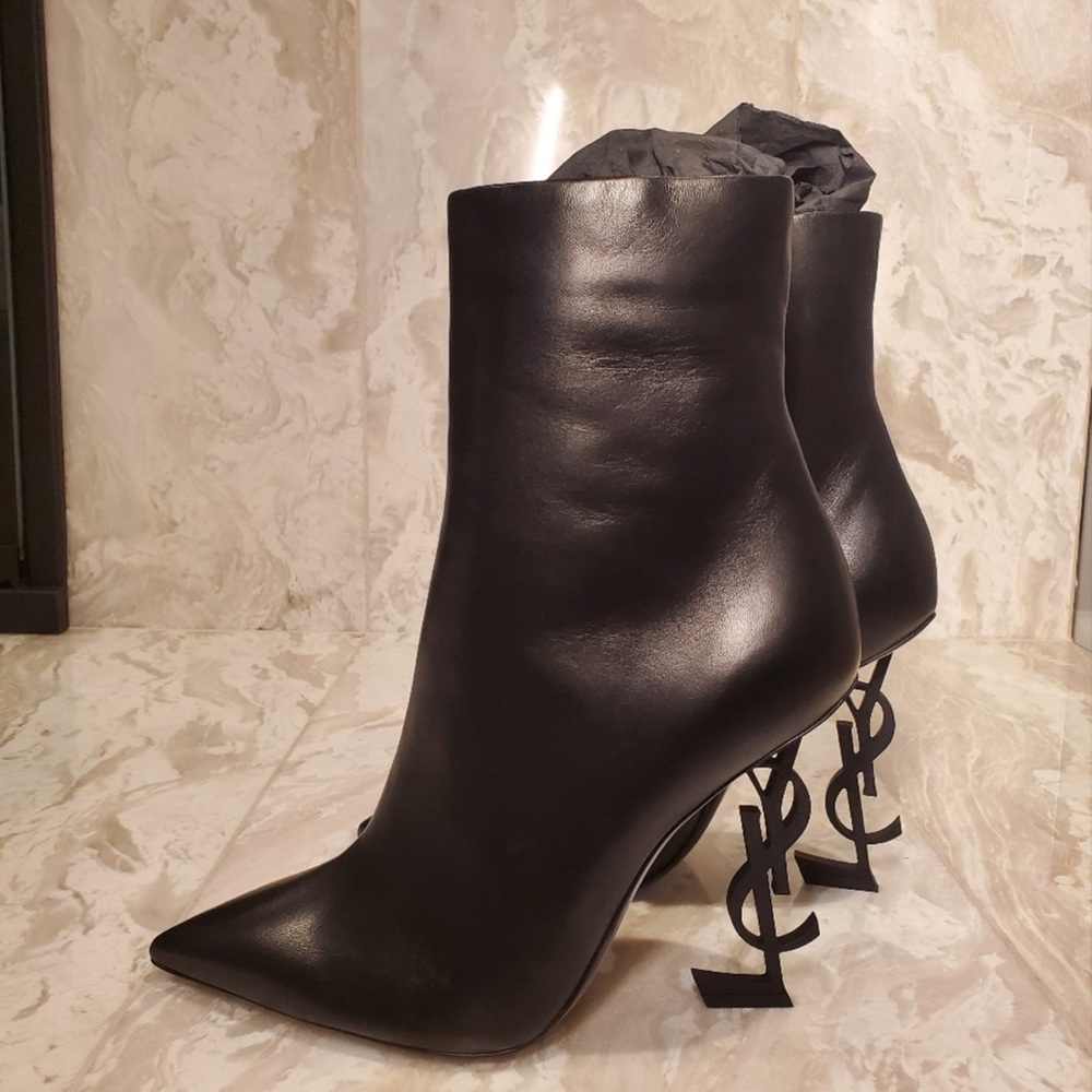 Saint Laurent boots, original Box , black leather, price $2200